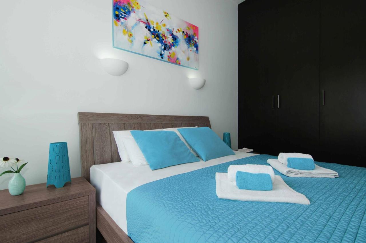 Diana - Coralli Beachfront Apartment 普罗塔拉斯 外观 照片